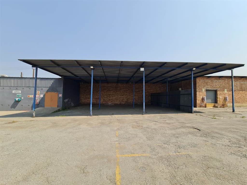 5500  m² Industrial space in Wadeville photo number 4