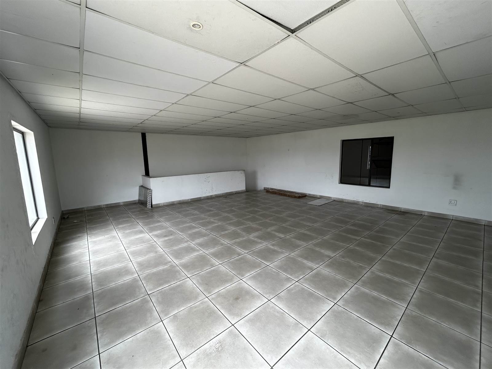 4033  m² Industrial space in Olifantsfontein photo number 23