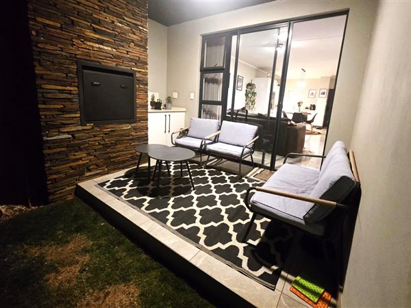 2 Bedroom Townhouse 2 Bedroom Townhouse