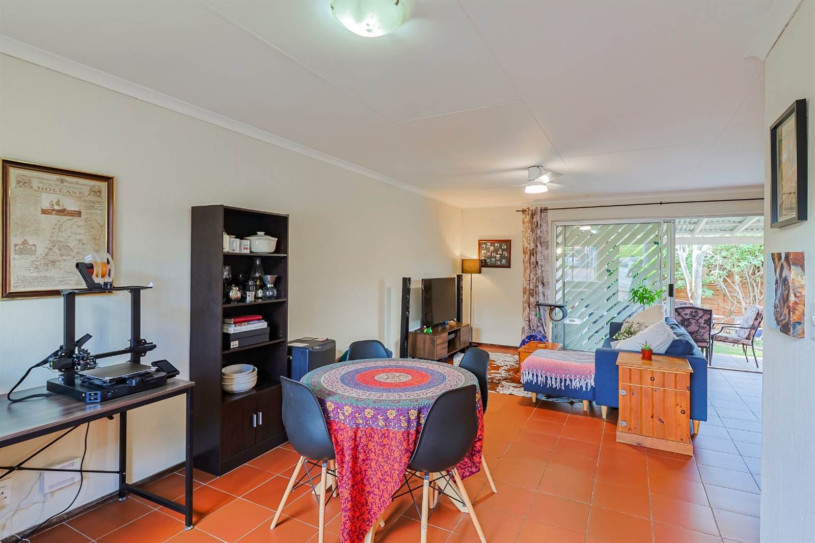 3 Bed Townhouse in Sundowner photo number 4