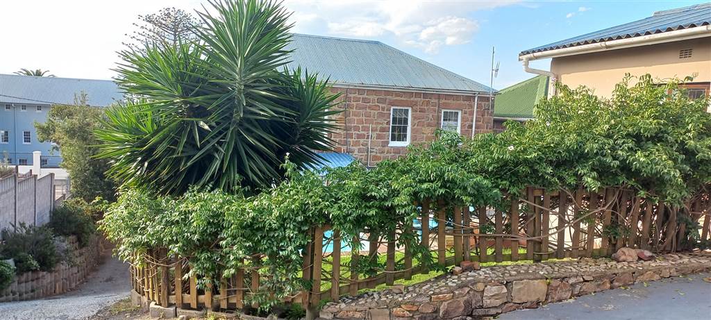 8 Bed House in Mossel Bay Central photo number 28