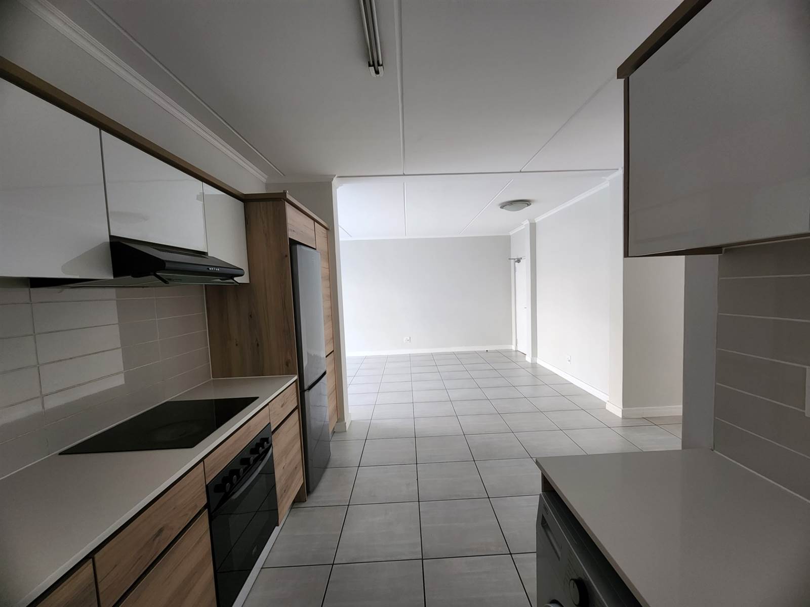 3 Bed Apartment in Waterfall Estate photo number 4