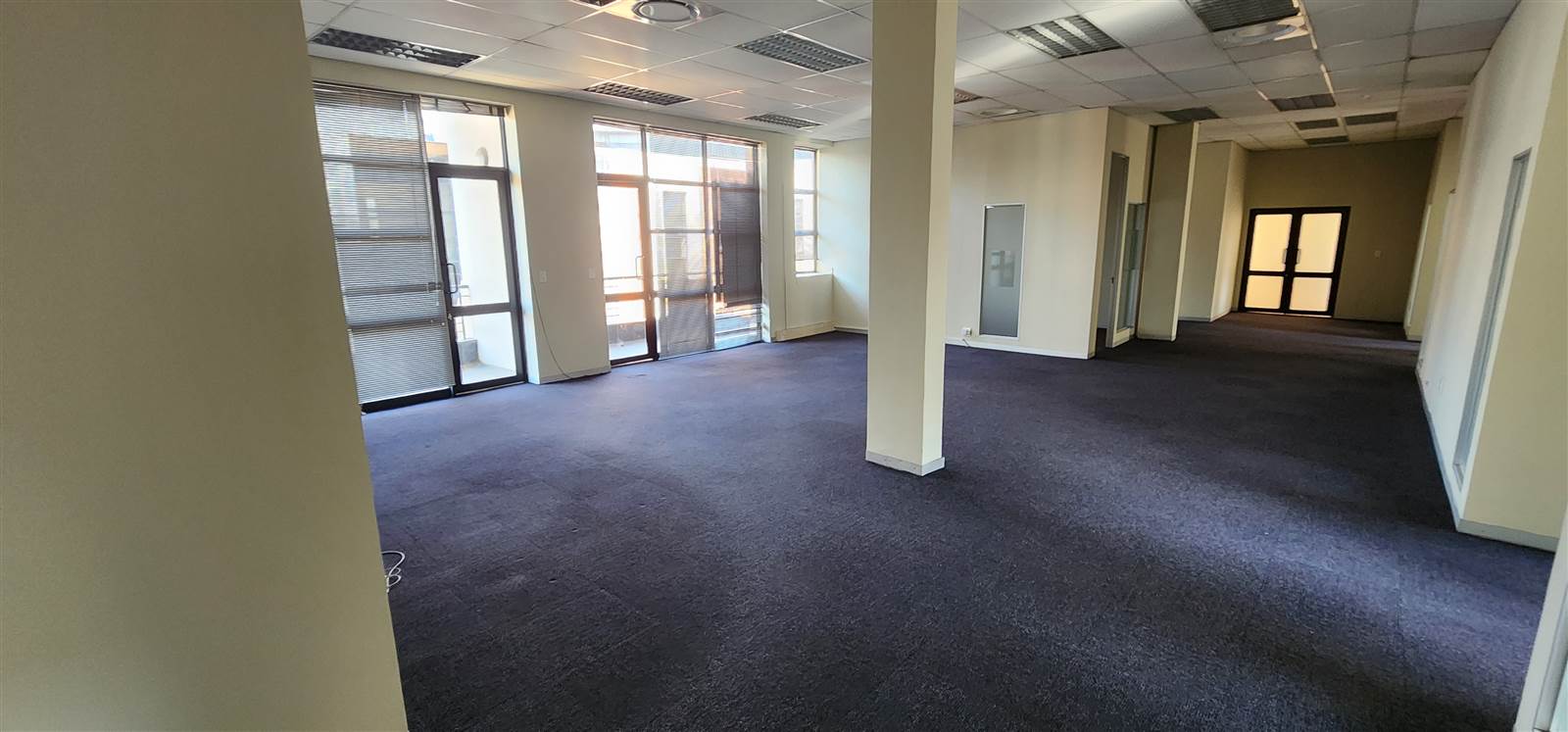 313.2  m² Commercial space in Highveld photo number 8