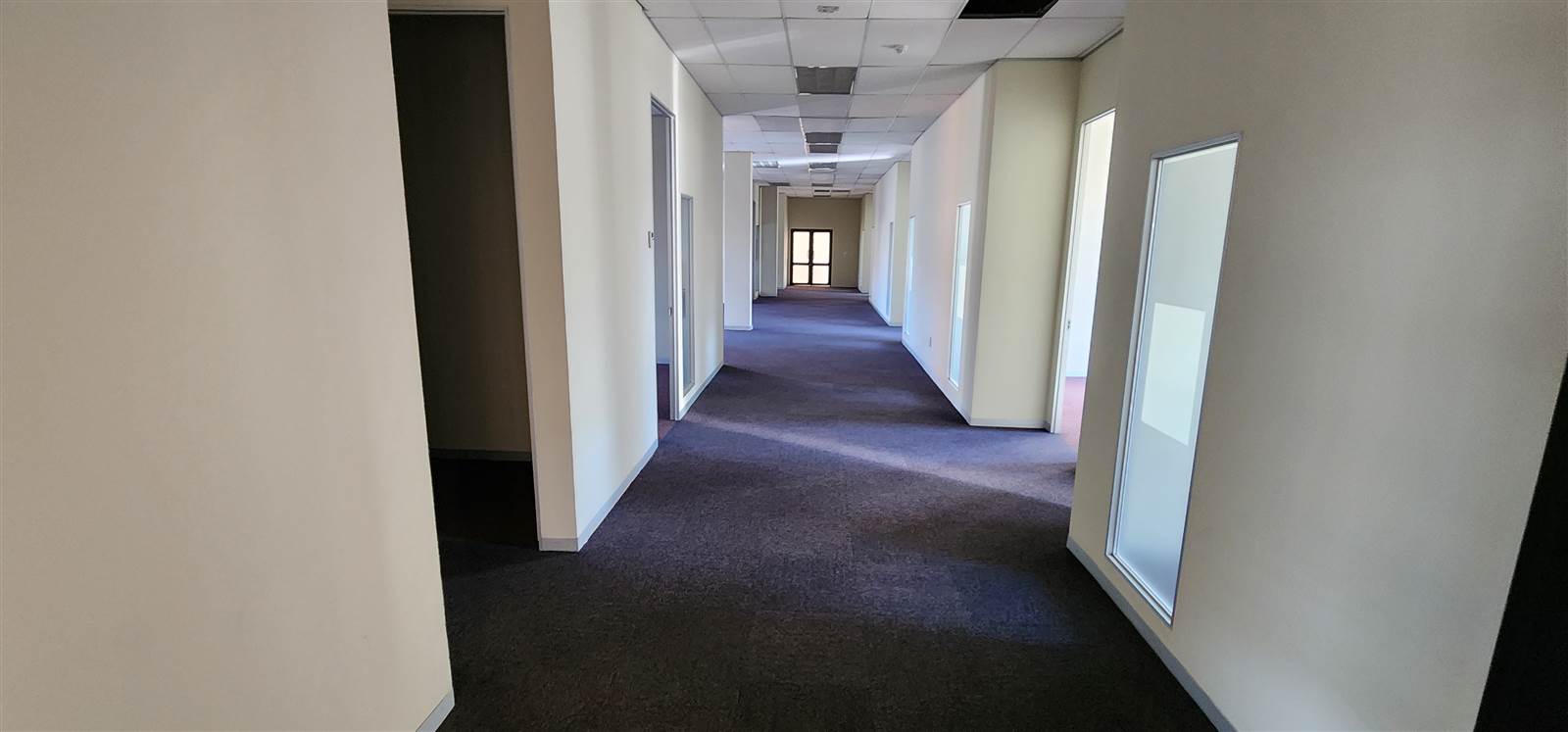 313.2  m² Commercial space in Highveld photo number 3
