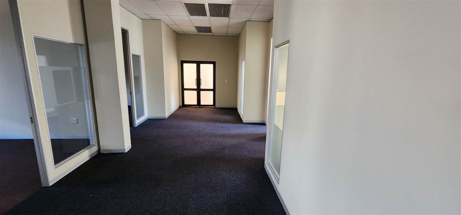 313.2  m² Commercial space in Highveld photo number 13