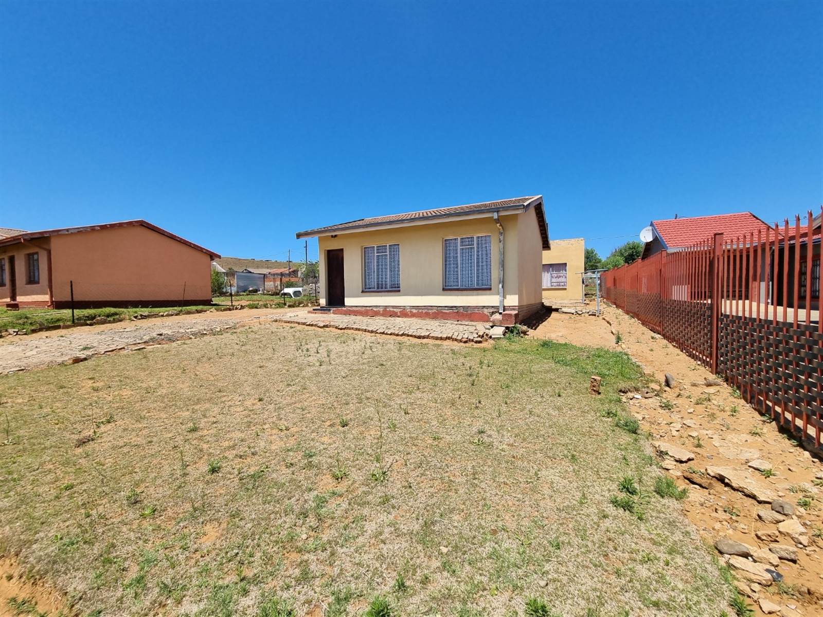 2 Bed House in Harrismith photo number 9
