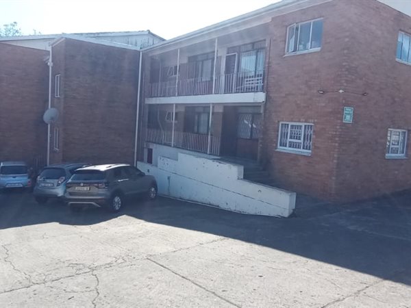2 Bedroom House 2 Bedroom House