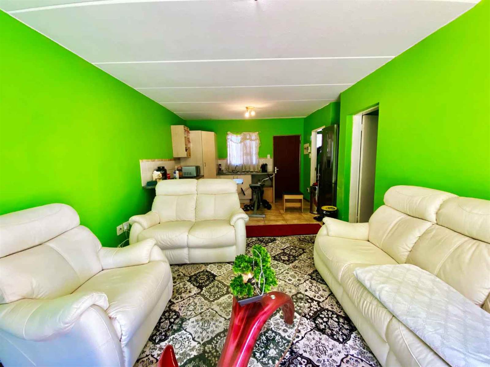 1 Bed Apartment in Benoni Central photo number 9