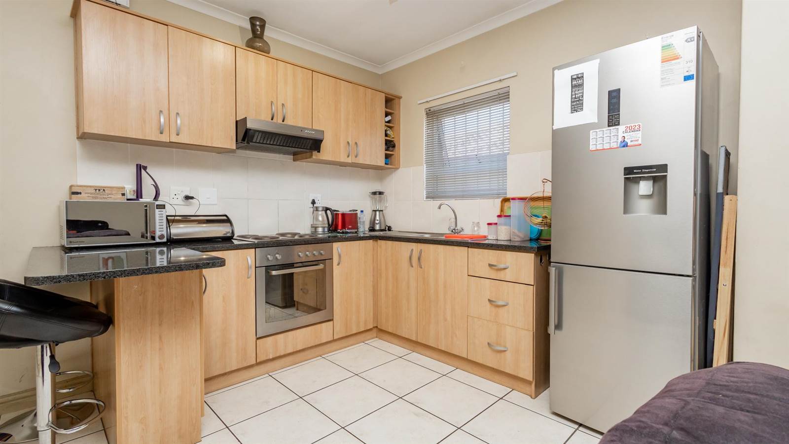 3 Bed Townhouse in Protea Heights photo number 5