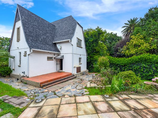 3 Bedroom House 3 Bedroom House