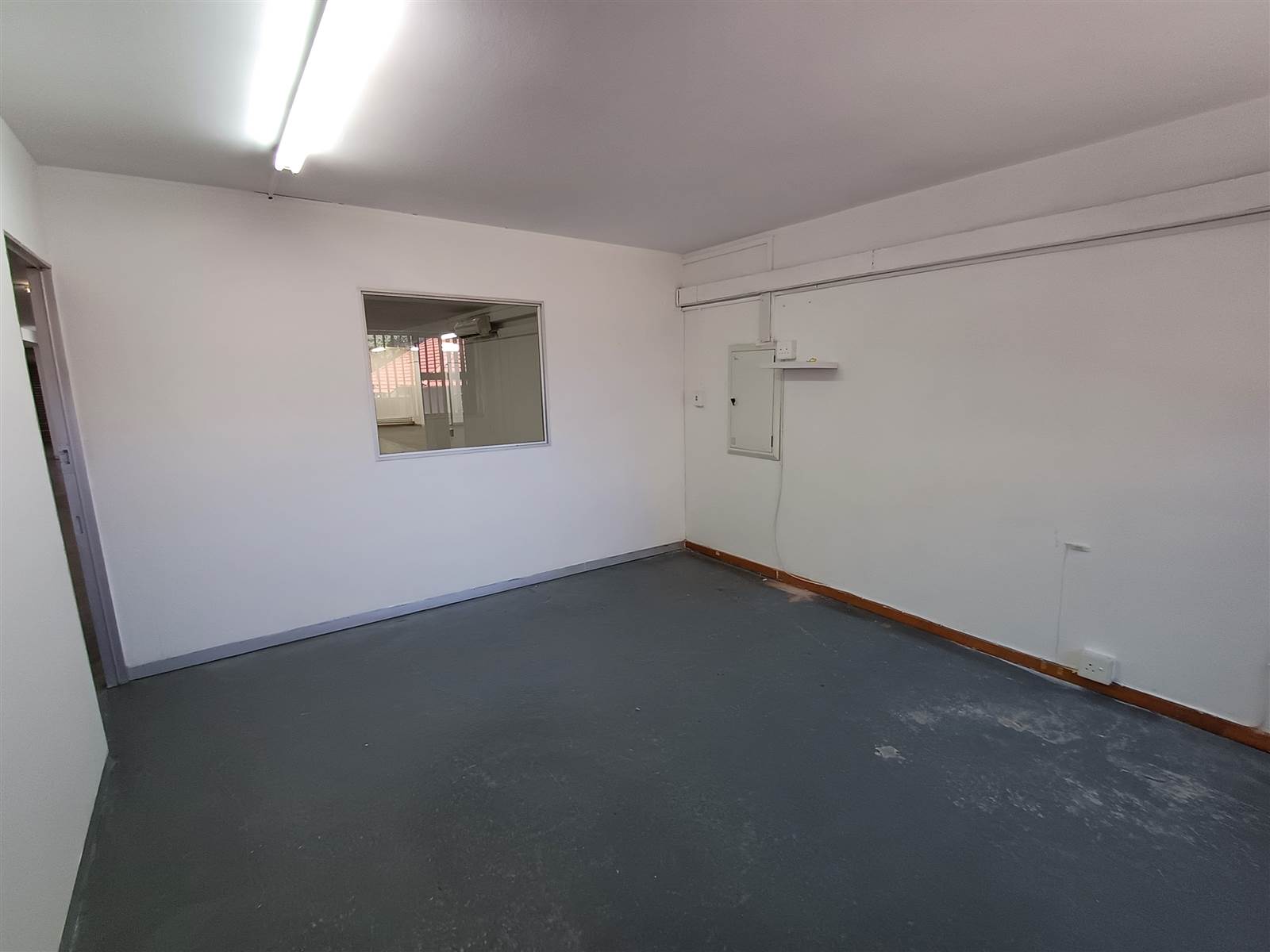 560  m² Commercial space in Windermere photo number 11