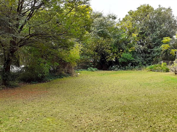 950 m² Land