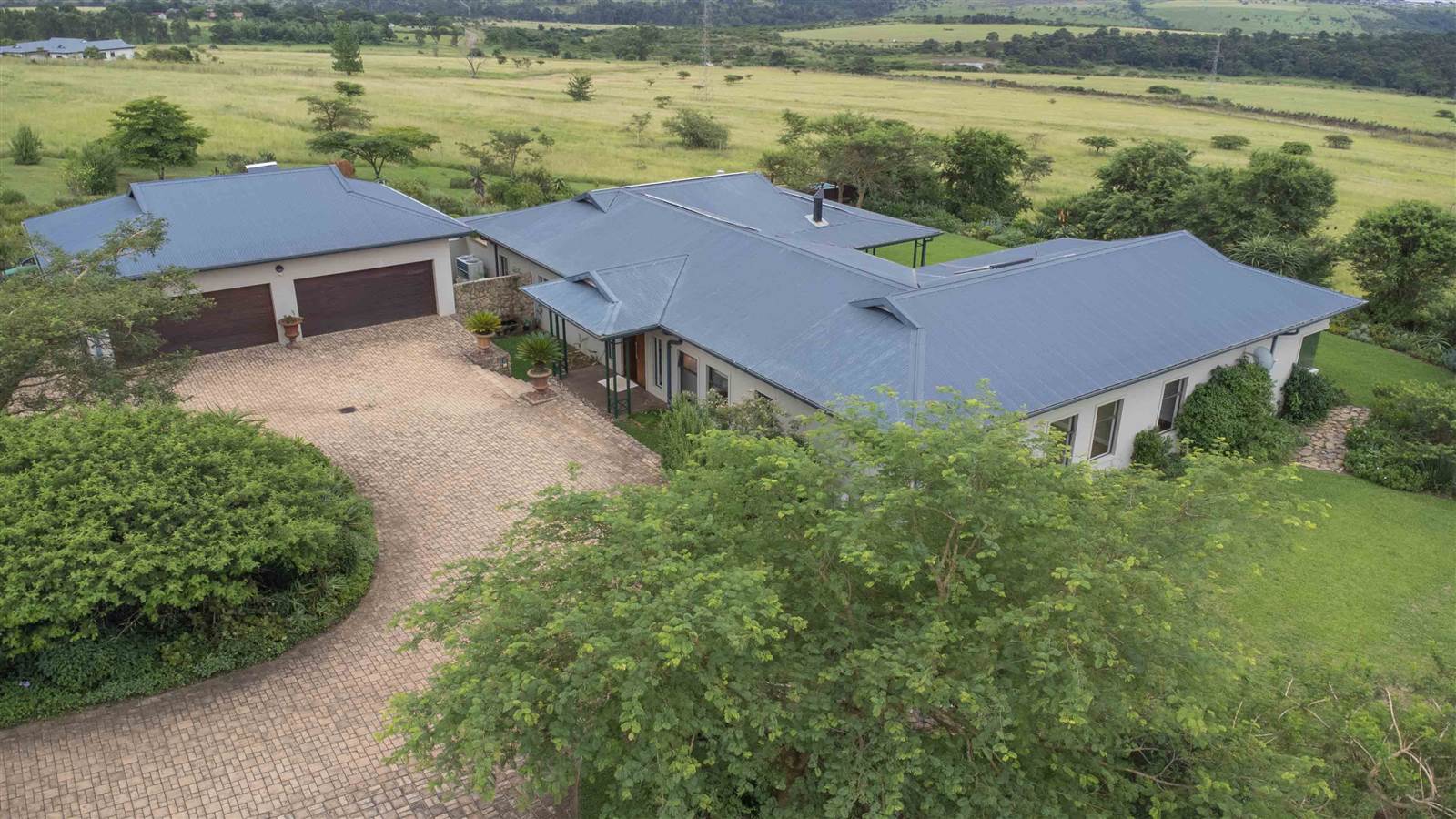 4 Bed House in Intaba Ridge Secure Eco Estate photo number 3