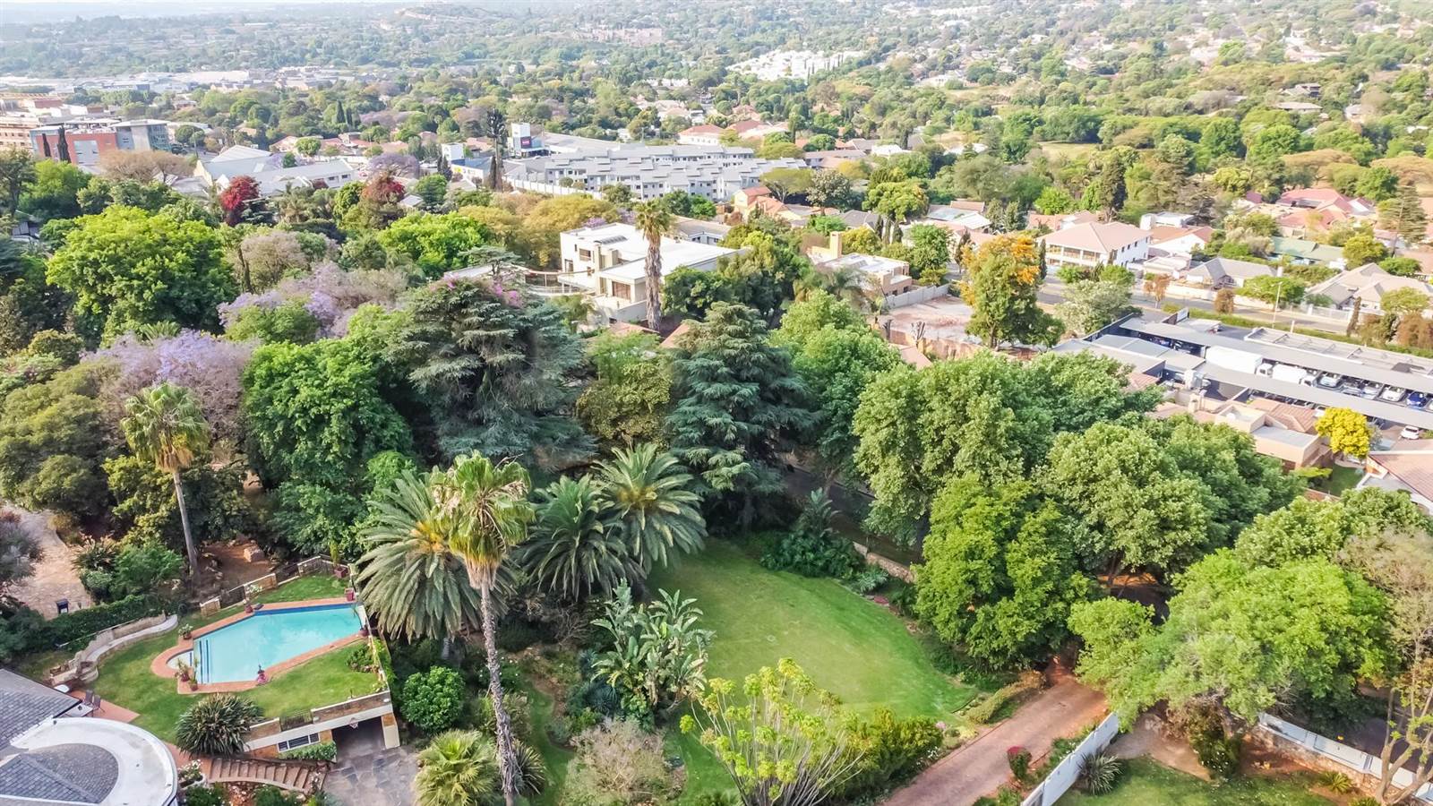 1307 m² Land available in Northcliff photo number 6