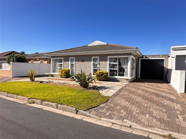6 Bedroom House