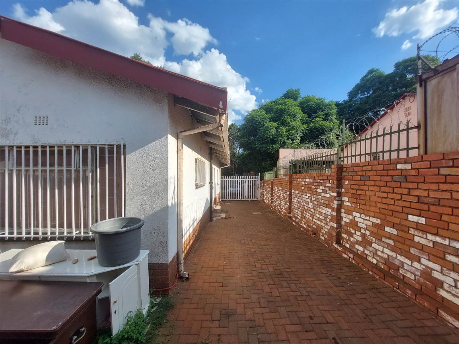 5 Bed House in Laudium photo number 12