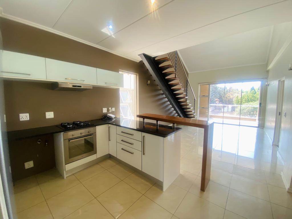 2.5 Bed Apartment in Bryanston photo number 1