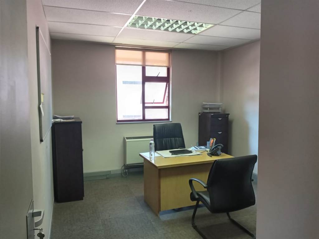 980  m² Commercial space in Polokwane Central photo number 9