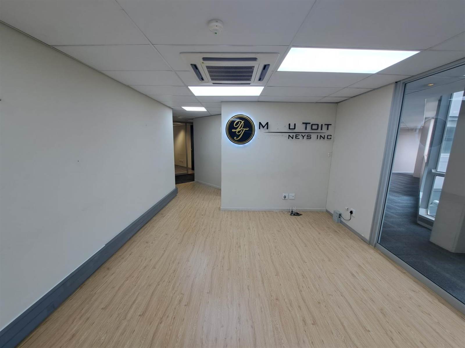 200  m² Office Space in Centurion CBD photo number 8