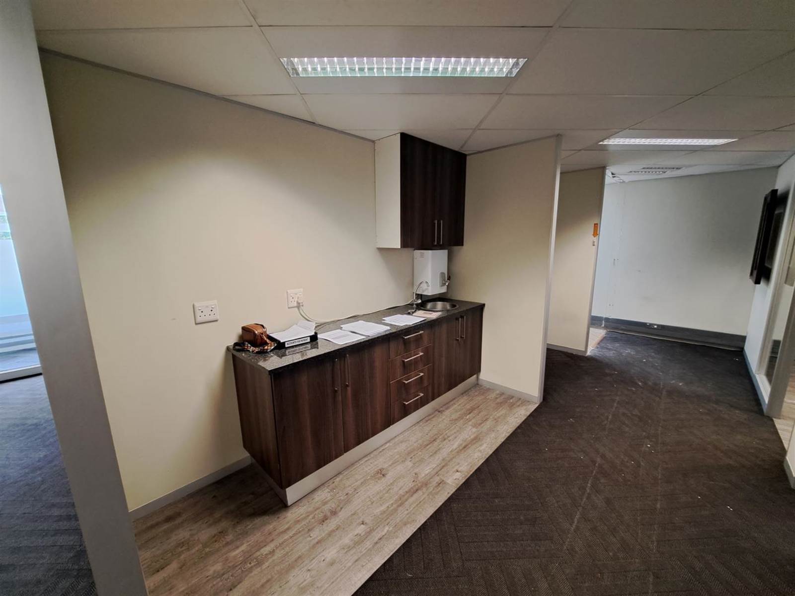 200  m² Office Space in Centurion CBD photo number 9