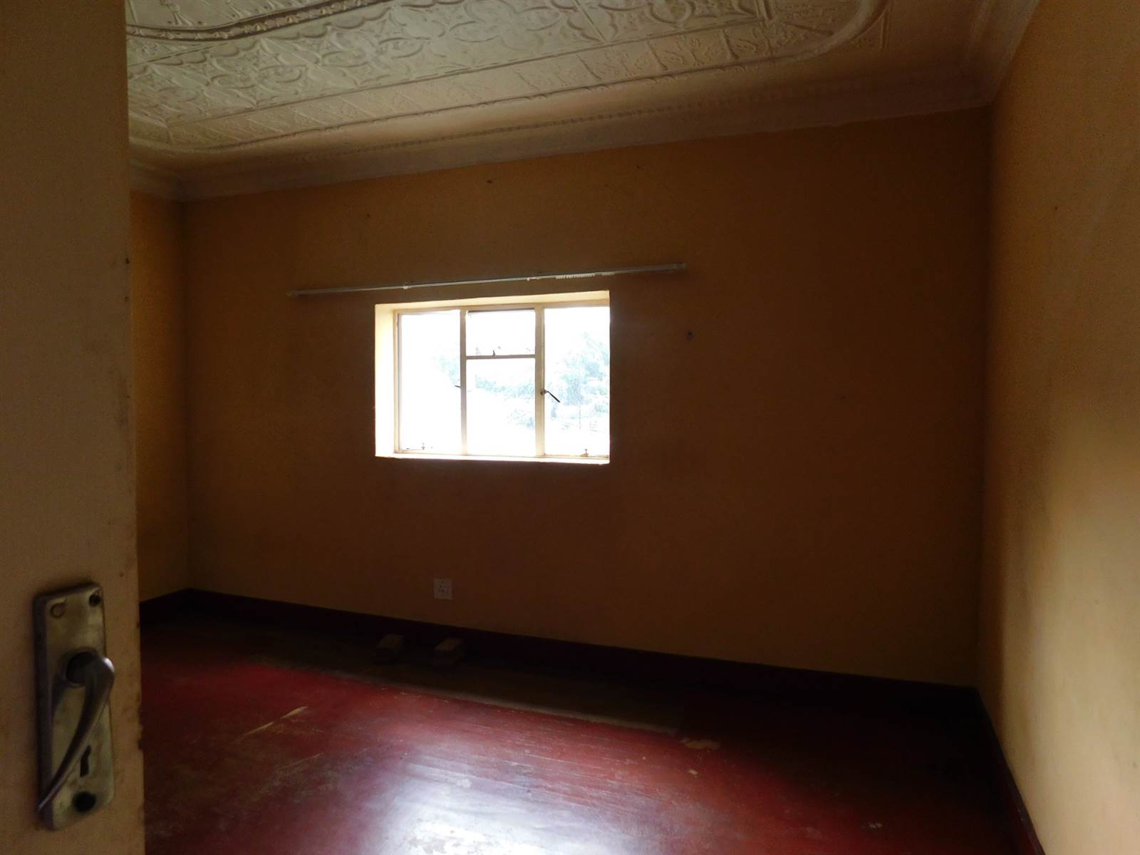 Studio Apartment in Yeoville photo number 4