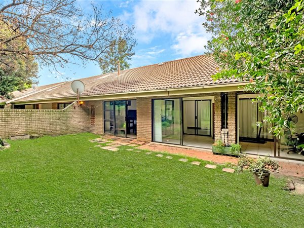 2 Bedroom Townhouse 2 Bedroom Townhouse
