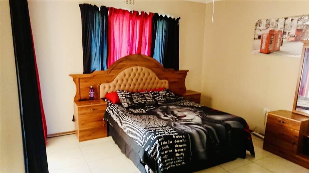 3 Bed Apartment in Vryheid photo number 14