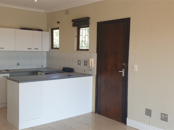 3 Bed Flat in Wilro Park