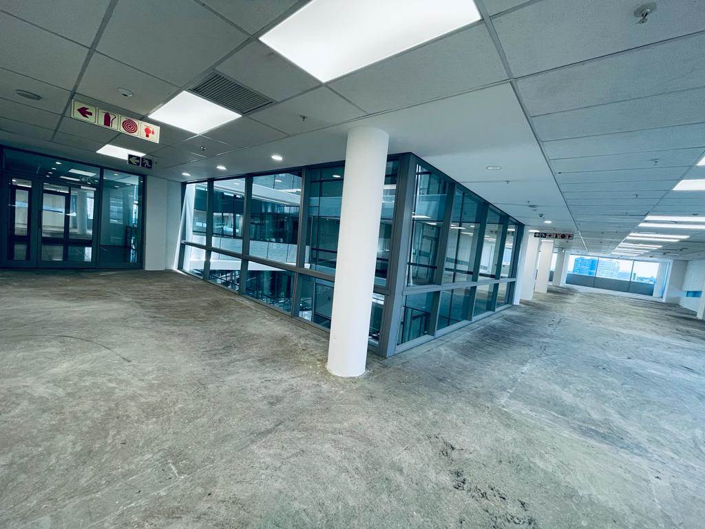 1700  m² Commercial space in Sandown photo number 16