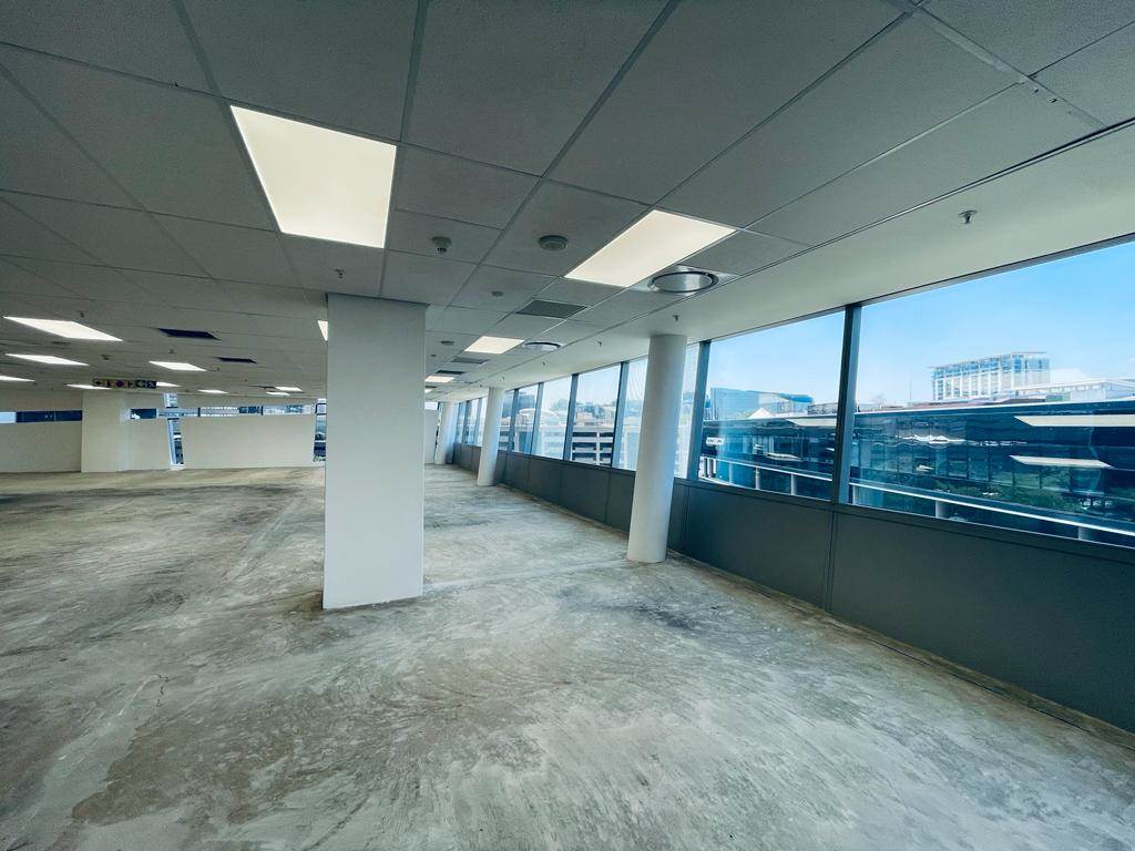 1700  m² Commercial space in Sandown photo number 13