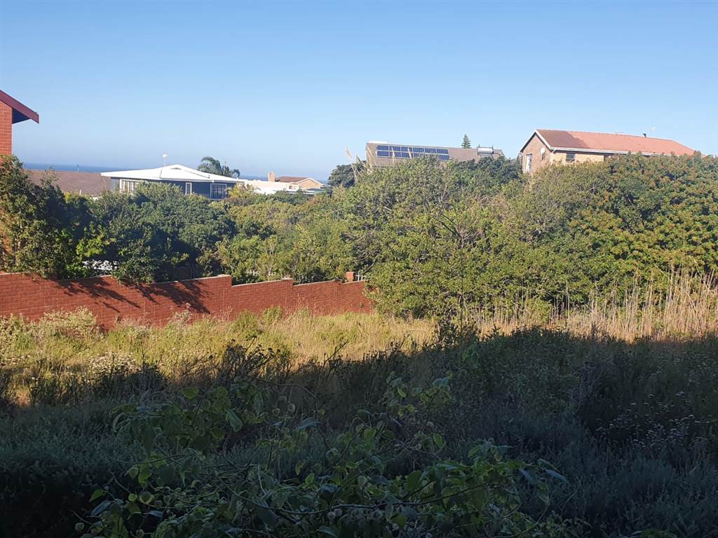 700 m² Land available in Wavecrest photo number 6