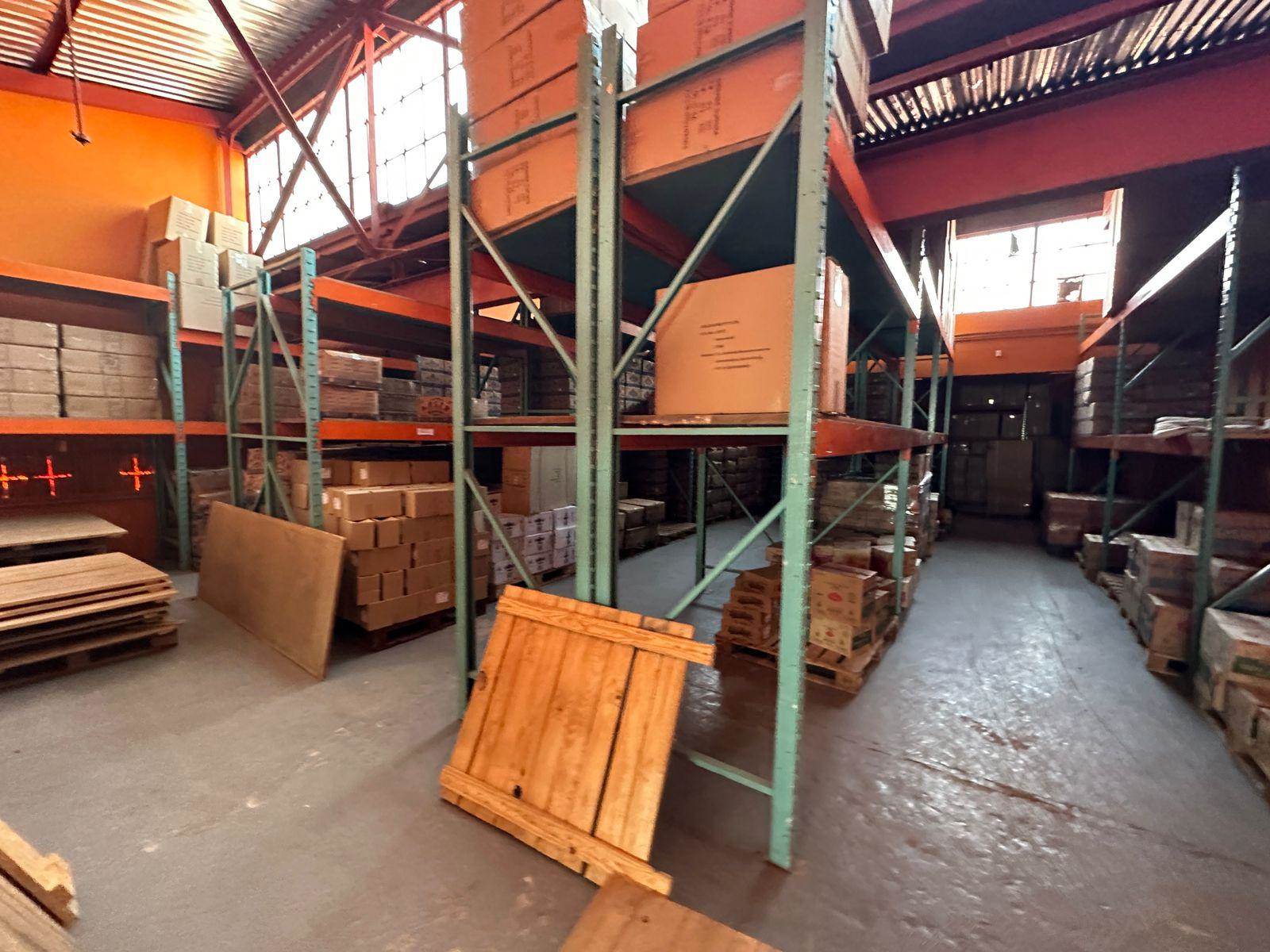 1963  m² Industrial space in Booysens Reserve photo number 14