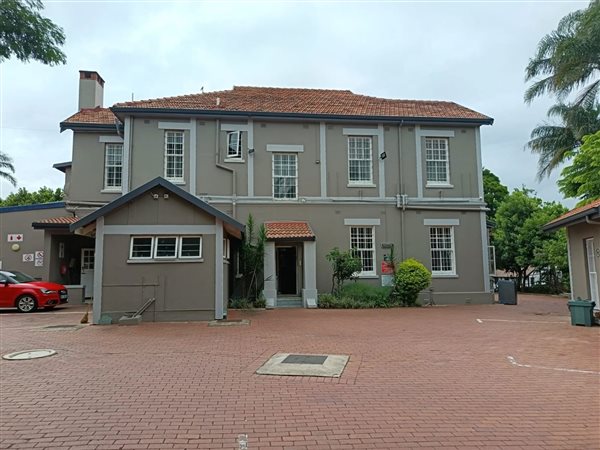 16 Bed House