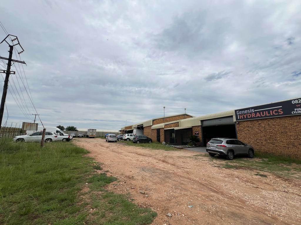 2 ha Land available in Muldersdrift photo number 4
