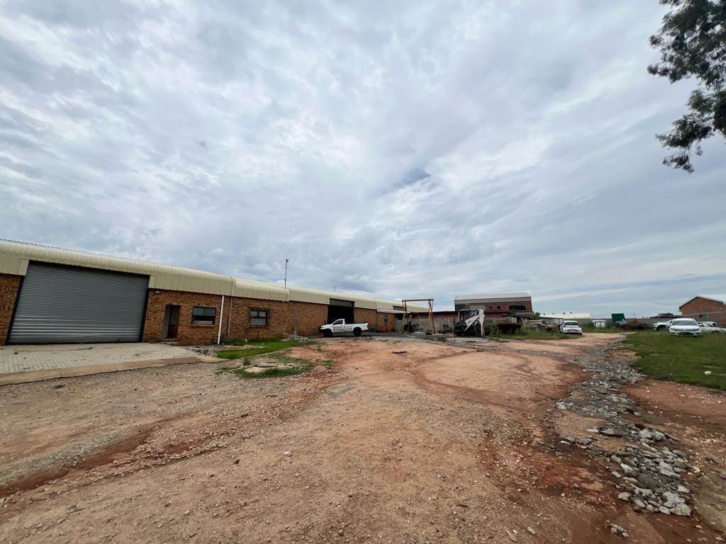 2 ha Land available in Muldersdrift photo number 5