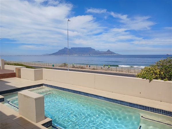 3 Bed House in Bloubergstrand