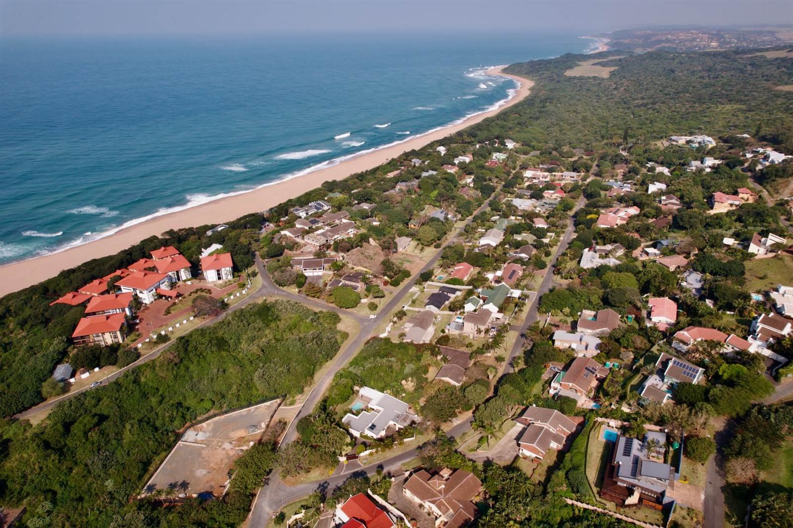 1100 m² Land available in Zinkwazi Beach photo number 5
