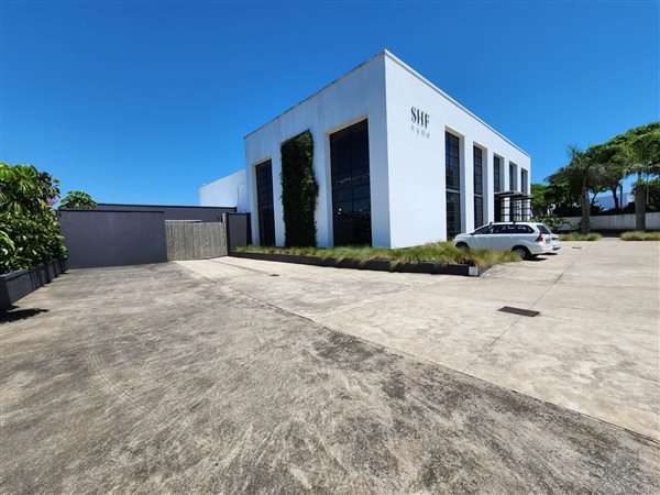 2 977  m² Commercial space