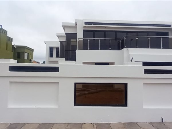 4 Bed House in Lephalale (Ellisras)