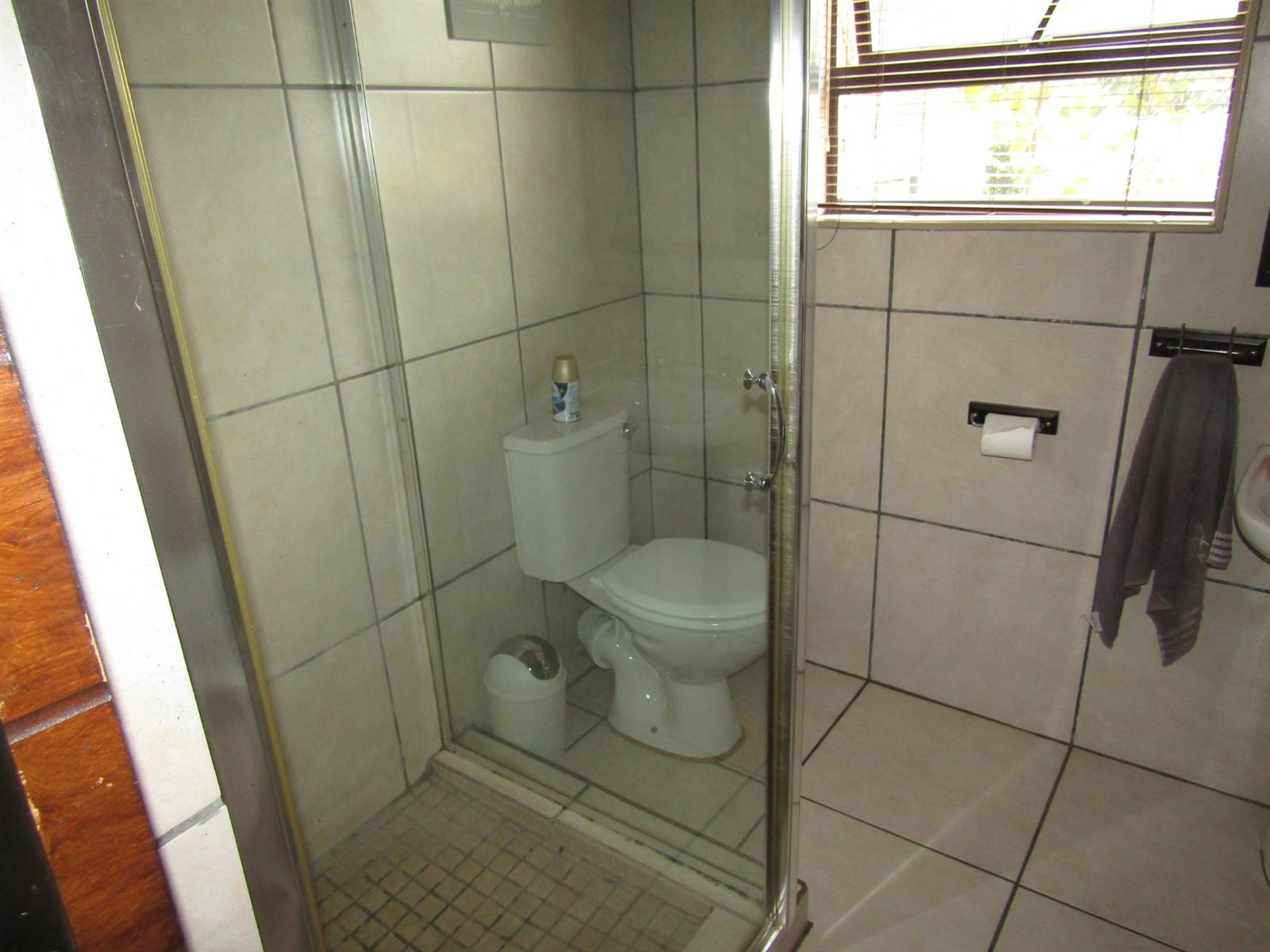 4 Bed House in Boksburg West photo number 9