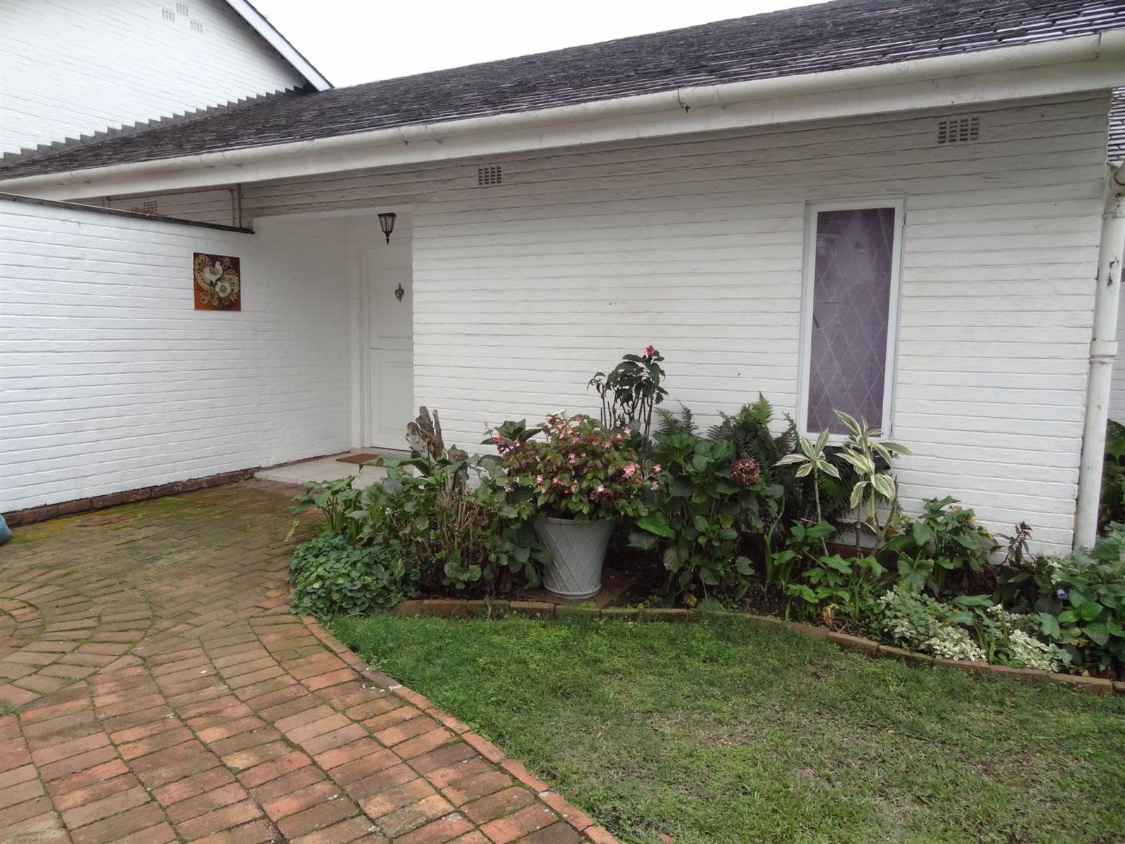 3 Bed Townhouse in Kloof photo number 2