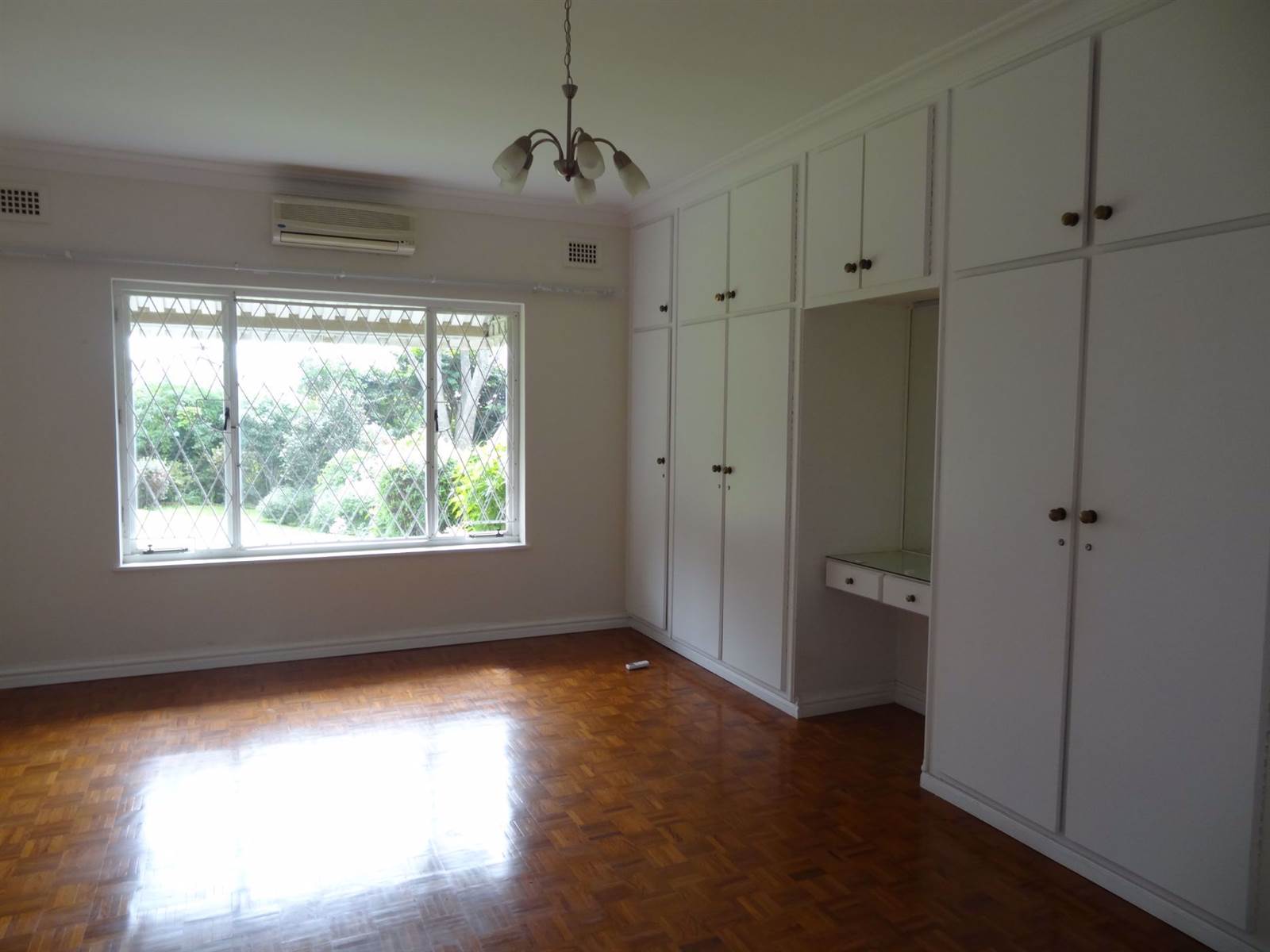 3 Bed Townhouse in Kloof photo number 14
