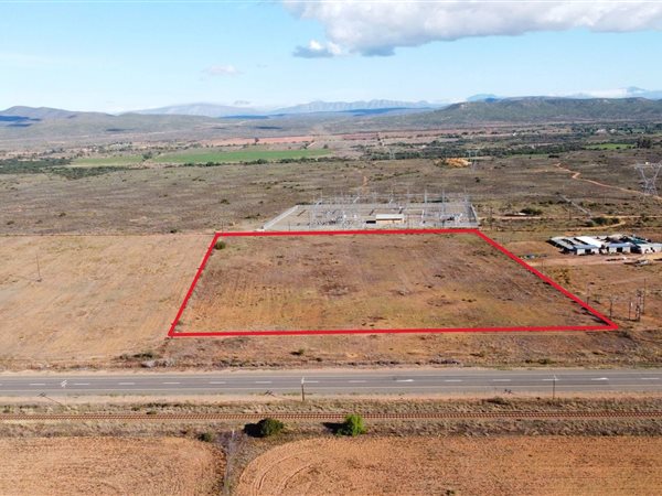 2.8 ha Land 2.8 ha Land