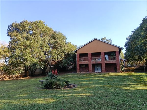 4 Bedroom House 4 Bedroom House