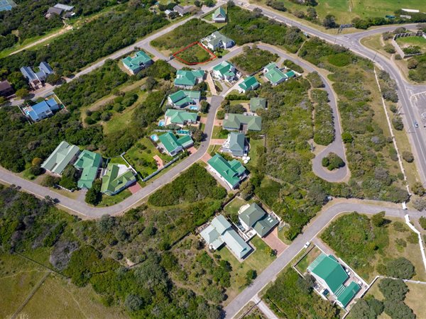 606 m² Land available in Kenton-on-Sea