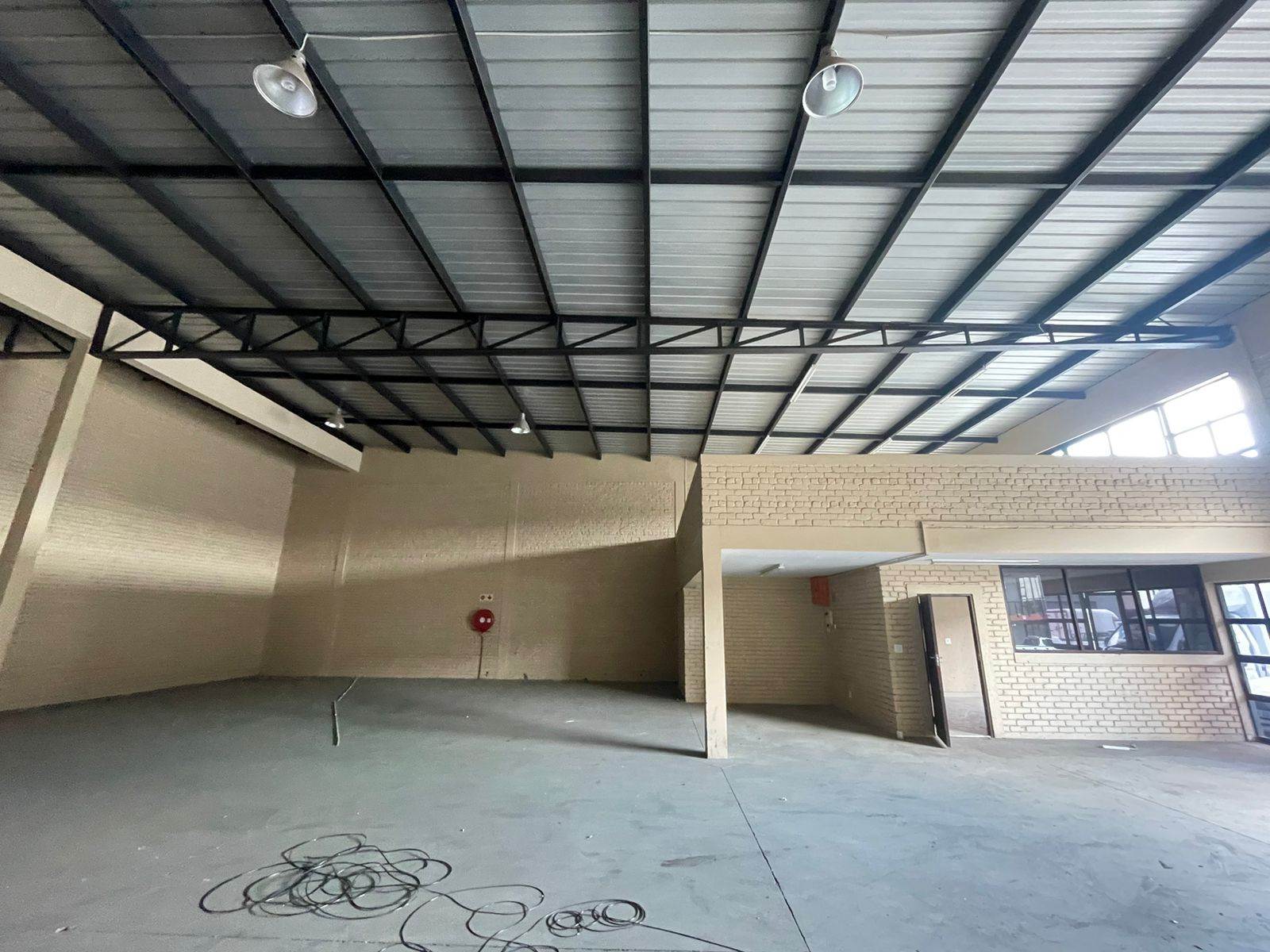 396  m² Industrial space in Pomona photo number 6