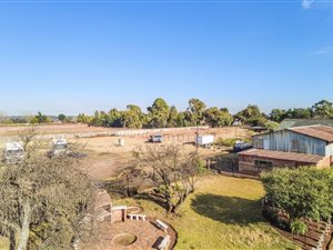1 ha Farm in Rynfield AH