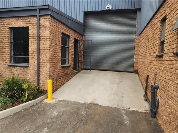 362  m² Industrial space