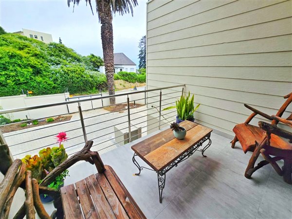 3 Bedroom Townhouse 3 Bedroom Townhouse