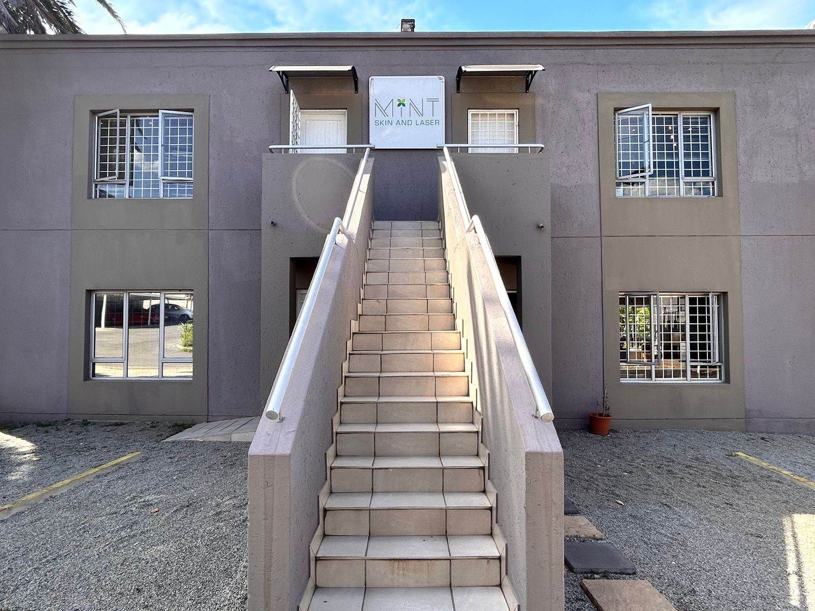 35  m² Commercial space in Northcliff photo number 3